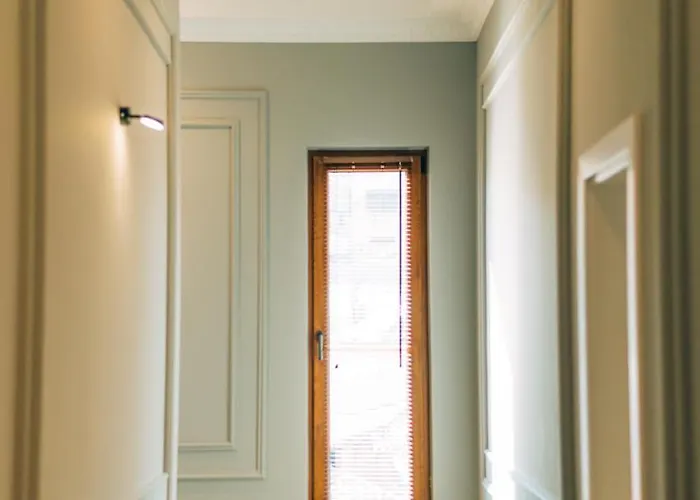 Stela Center 4* Τίρανα