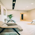 Stela Center Hotel Tirana