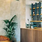 Stela Center Hotel