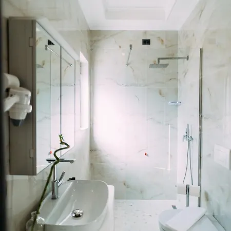 Otel Stela Center 4*