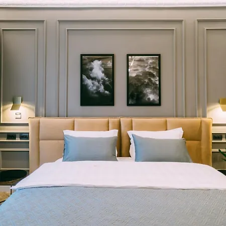 Отель Stela Center 4*