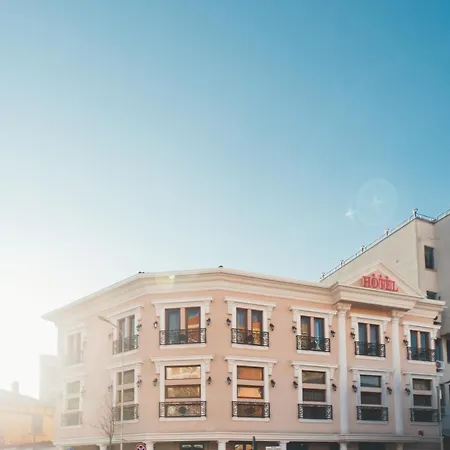 Stela Center 4* Тирана