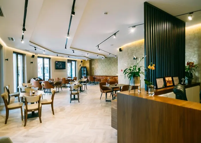 Отель Stela Center Тирана